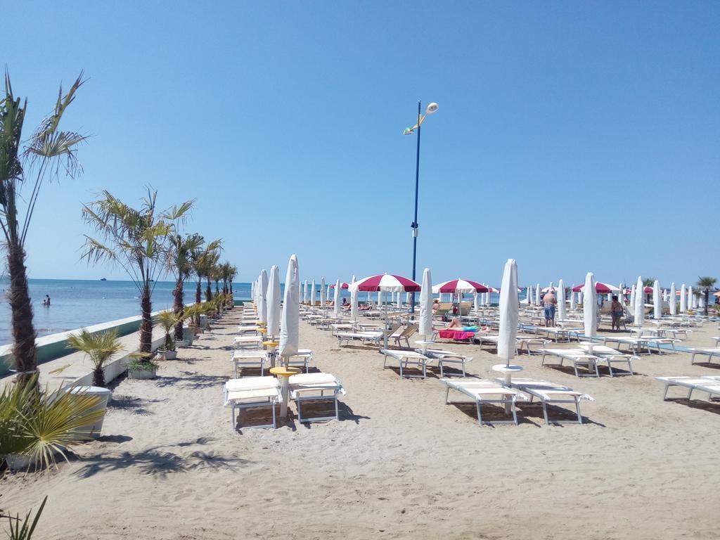 Maksimilian Apartament Драч Екстериор снимка